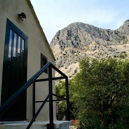 Gal * Podgora (Split-Dalmatia)